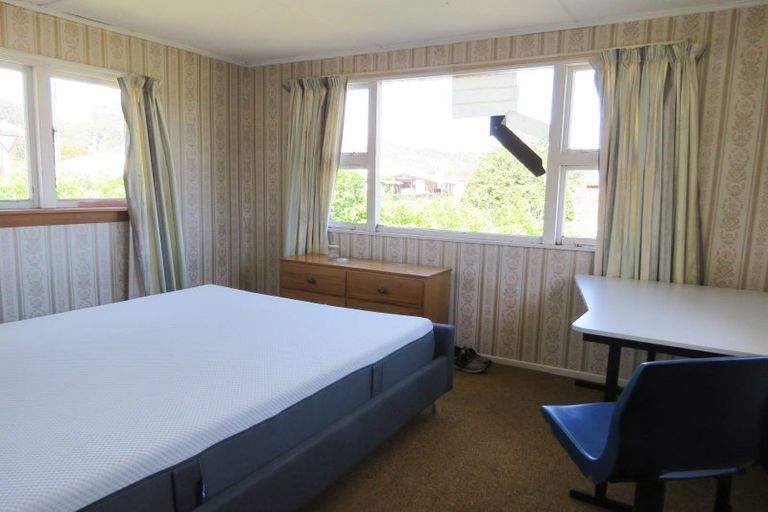 Photo of property in 8 Walsh Street, Reefton, 7830