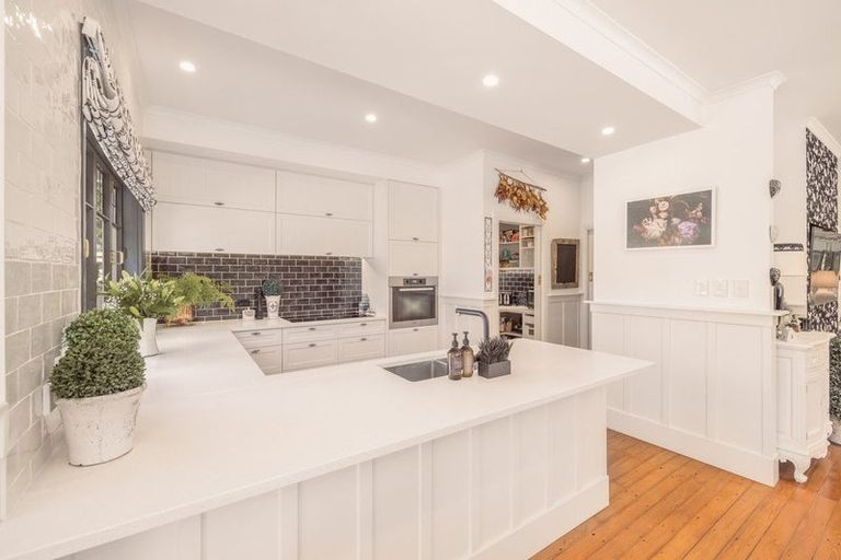 Photo of property in 392 Papanui Road, Strowan, Christchurch, 8052