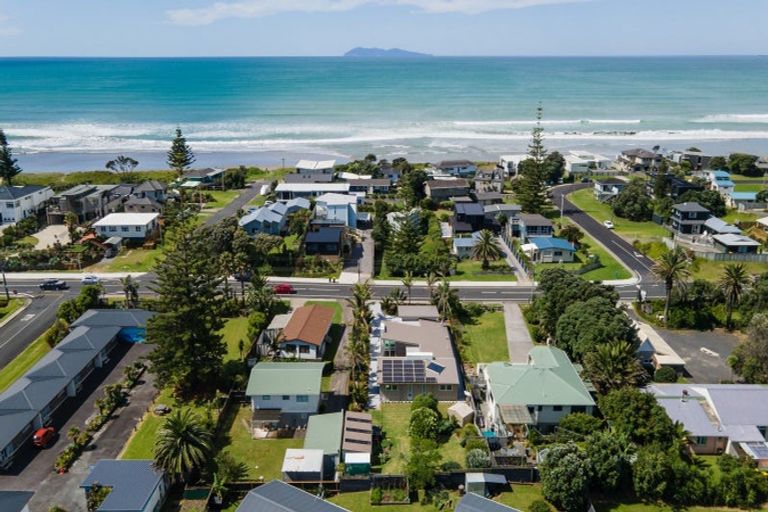 Photo of property in 44 Seaforth Road, Waihi Beach, 3611
