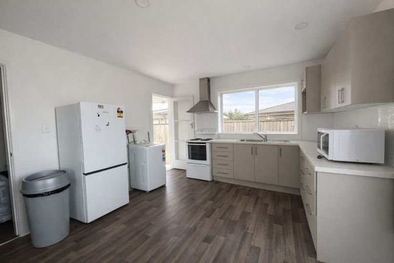 Photo of property in 72 Hawke Street, New Brighton, Christchurch, 8083