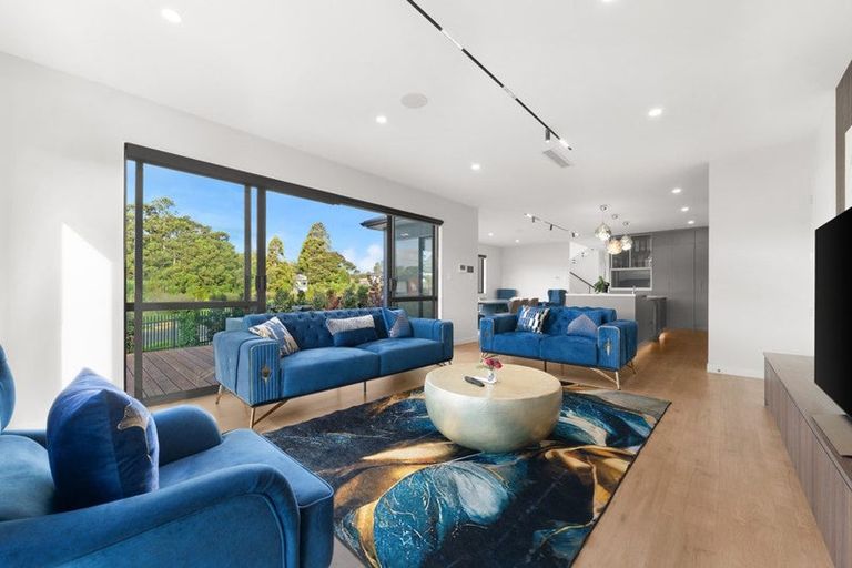 Photo of property in 6 Wheki Place, Swanson, Auckland, 0614