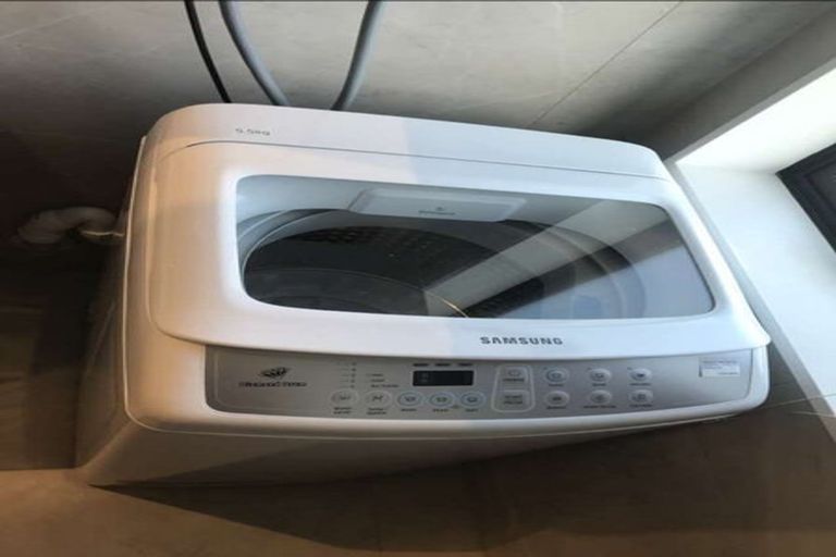 Photo of property in 2 Veneta Close, Flat Bush, Auckland, 2019