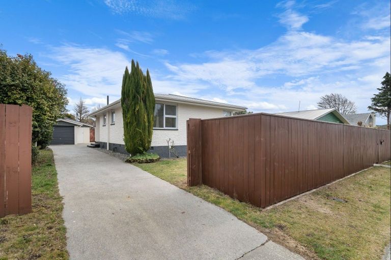 Photo of property in 67 Gladson Avenue, Sockburn, Christchurch, 8042