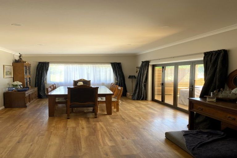 Photo of property in 81 Te Arakura Road, Feilding, 4775