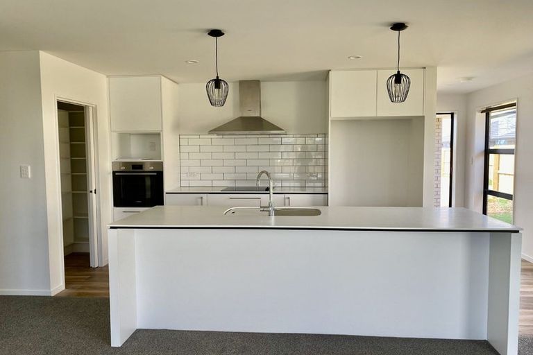 Photo of property in 8 Saddlers Lane, Yaldhurst, Christchurch, 8042