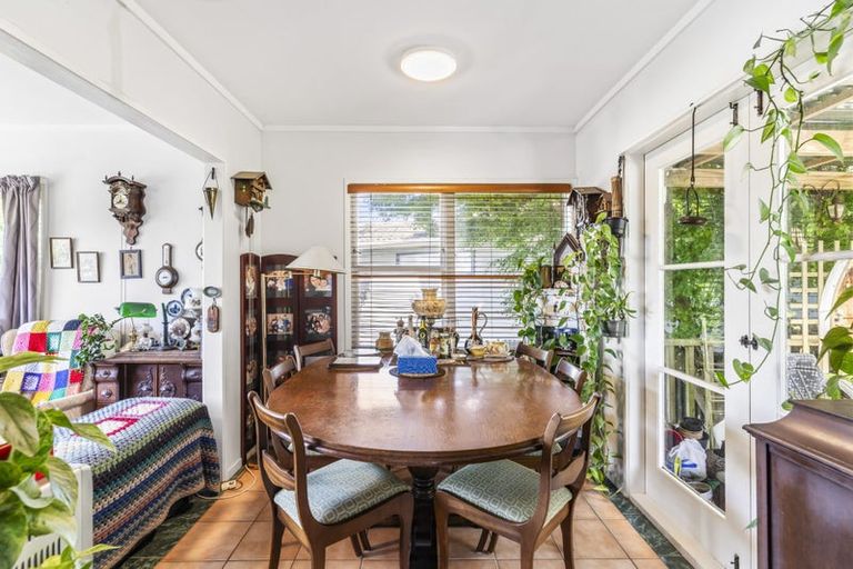 Photo of property in 2/30 Gibraltar Street, Howick, Auckland, 2014