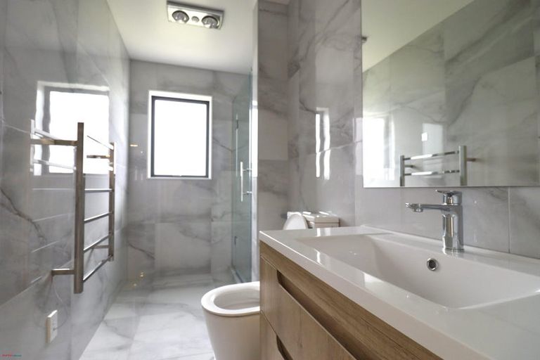 Photo of property in 25 Woven Place, Karaka, Papakura, 2113