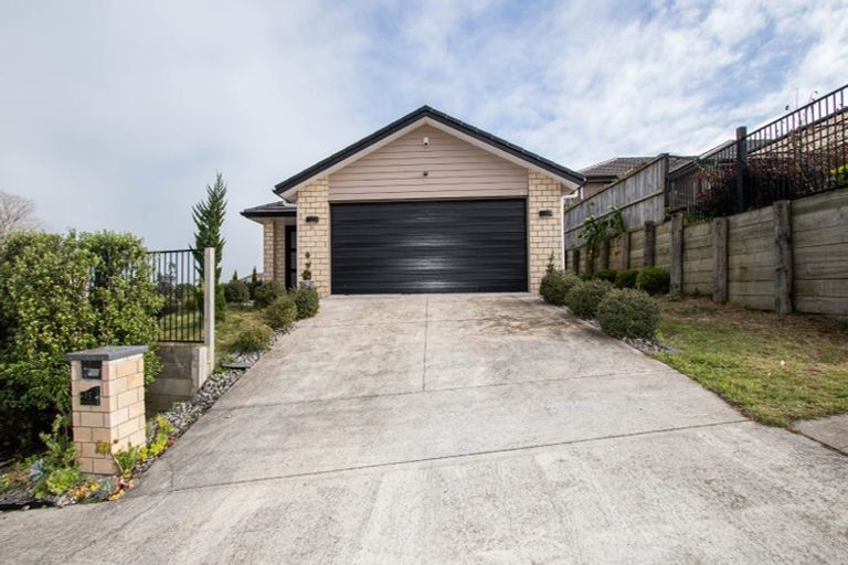 Photo of property in 15 Blackwood Crescent, Glenview, Hamilton, 3206