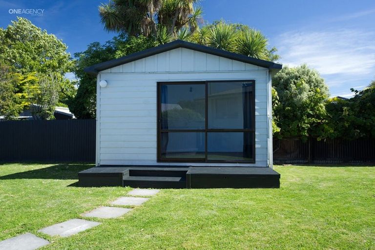 Photo of property in 27 Pateke Place, Bromley, Christchurch, 8062