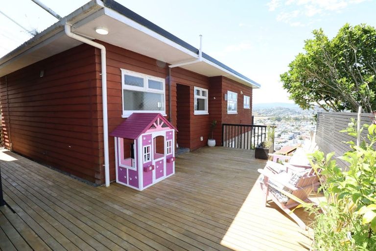 Photo of property in 93 Duncan Terrace, Kilbirnie, Wellington, 6022