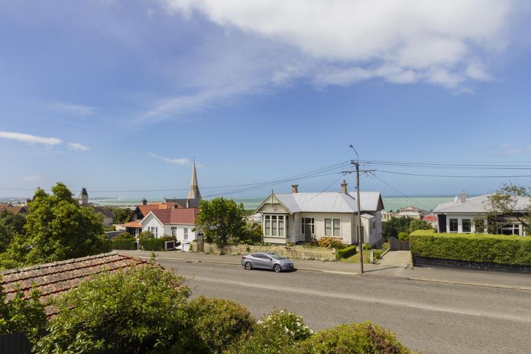 Photo of property in 18 Wharfe Street, South Hill, Oamaru, 9400
