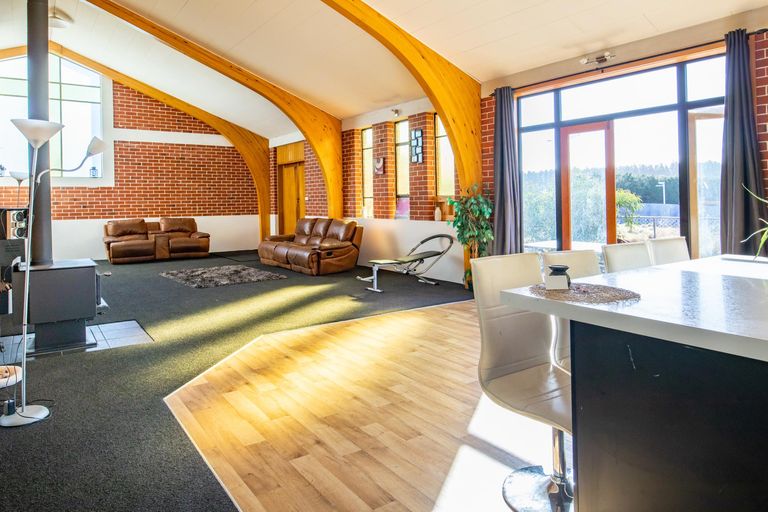 Photo of property in 3 Bristol Street, Pareora, 7912