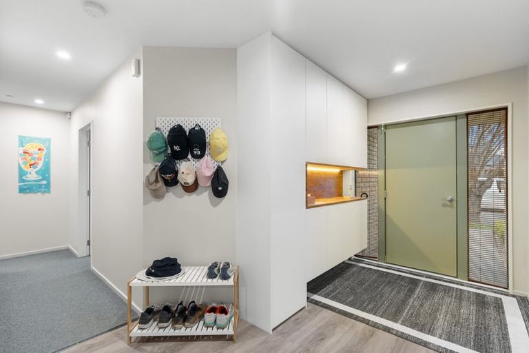 Photo of property in 8 Providence Place, Redwood, Christchurch, 8051