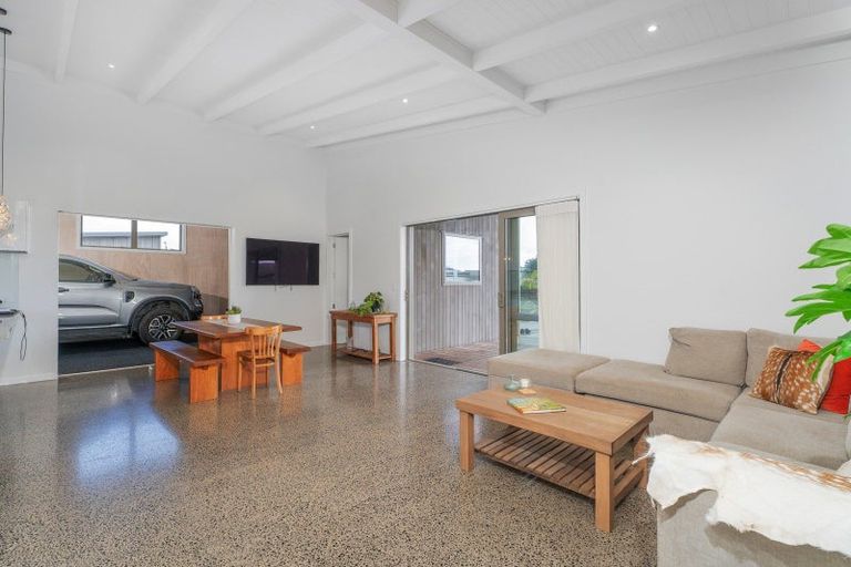 Photo of property in 168 Harbour Drive, Matarangi, Whitianga, 3592