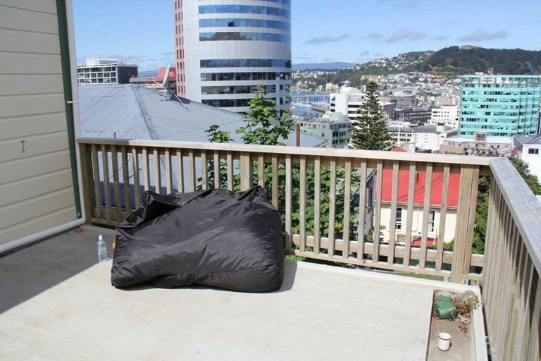 Photo of property in 5 Allenby Terrace, Wellington Central, Wellington, 6011