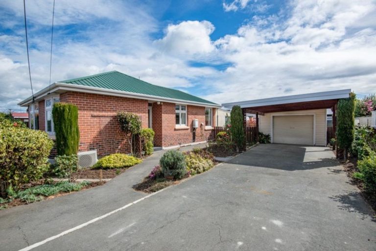 Photo of property in 16 Bush Road, Mosgiel, 9024
