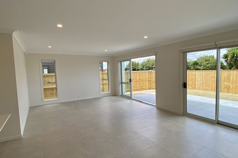 Photo of property in 48 Exmoor Road, Karaka, Papakura, 2113