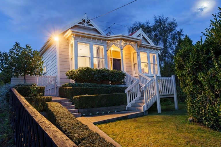 Photo of property in 33 Melrose Street, Roslyn, Dunedin, 9010