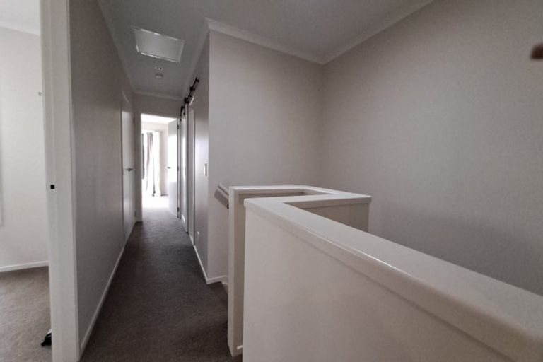 Photo of property in 7 Glidepath Road, Hobsonville, Auckland, 0616