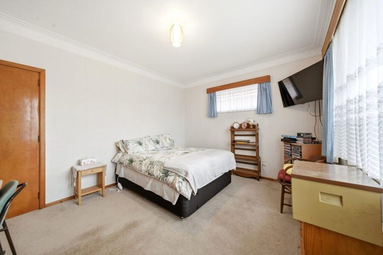 Photo of property in 64 Puhinui Road, Manukau, Auckland, 2104