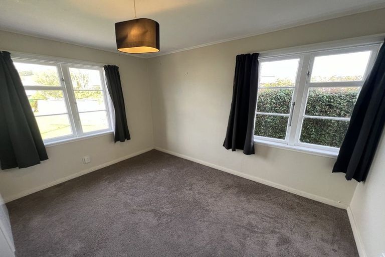 Photo of property in 78 Oxford Street, Tawa, Wellington, 5028