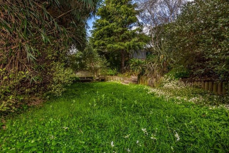 Photo of property in 62 Renown Road, Raumati South, Paraparaumu, 5032