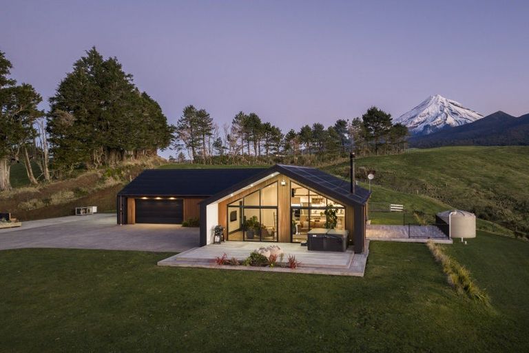 Photo of property in 246 Korito Road, Korito, New Plymouth, 4371