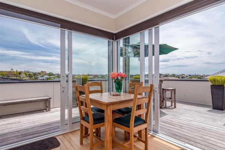 Photo of property in 1/8 Folkestone Street, Murrays Bay, Auckland, 0630