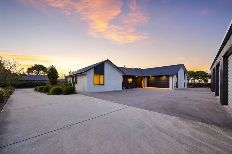 Photo of property in 90d Victoria Avenue, Waiuku, 2123