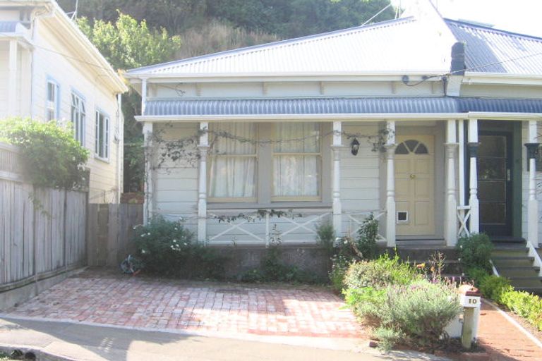 Photo of property in 10 Reuben Avenue, Brooklyn, Wellington, 6021