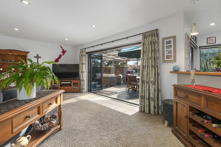 Photo of property in 25 Acornia Close, Ohauiti, Tauranga, 3112