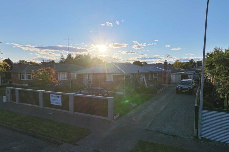 Photo of property in 19 Davis Crescent, Netherby, Ashburton, 7700