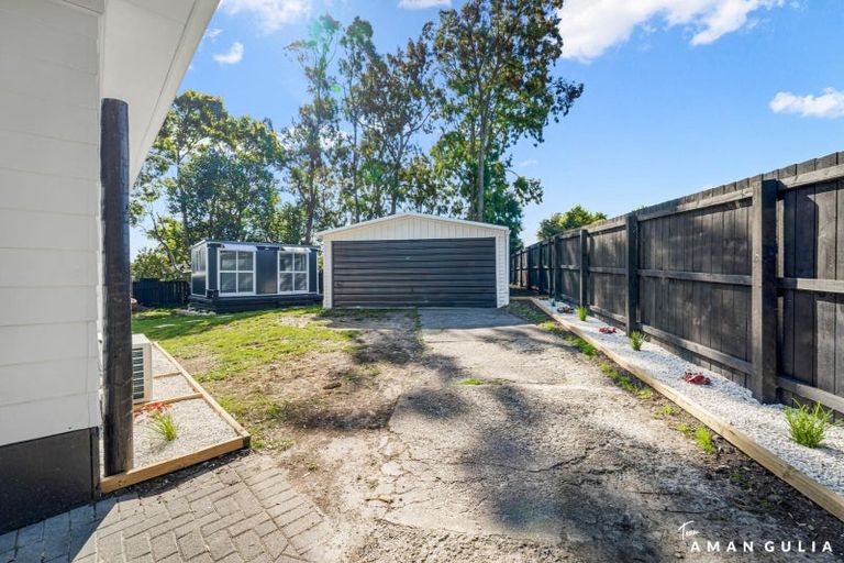 Photo of property in 30 Hyperion Drive, Randwick Park, Auckland, 2105