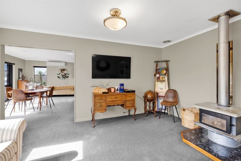 Photo of property in 30c Egmont Street, Hawera, 4610