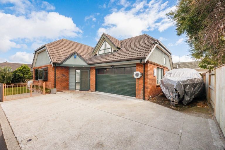 Photo of property in 76a Albert Street, Palmerston North, 4414