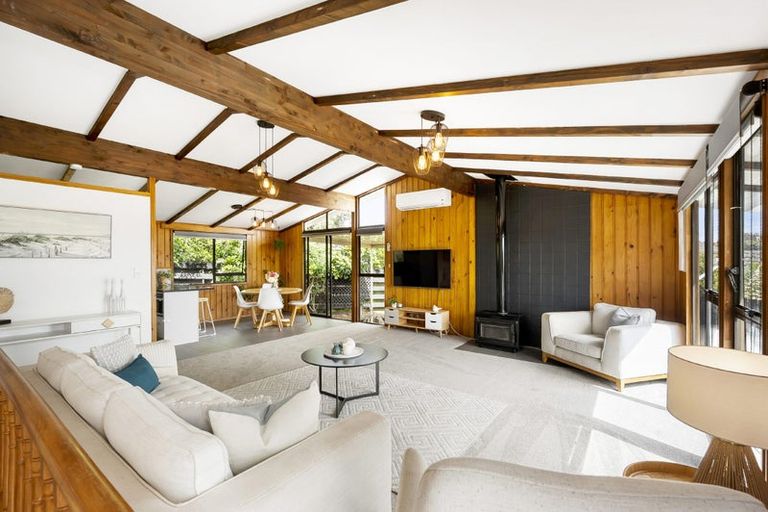 Photo of property in 1a Tainui Street, Torbay, Auckland, 0630