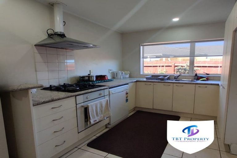 Photo of property in 20 Ksenia Drive, Flat Bush, Auckland, 2019
