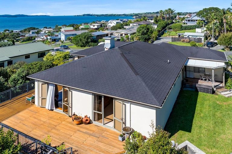 Photo of property in 31 Merehai Place, Snells Beach, 0920