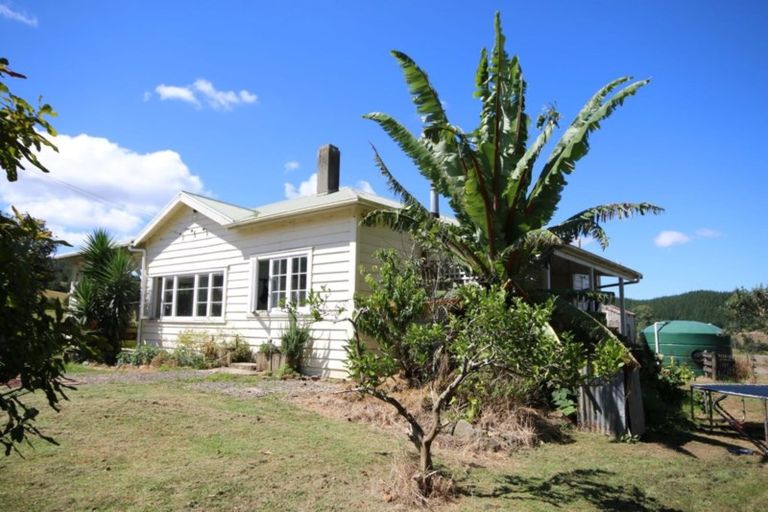 Photo of property in 401 Opouteke Road, Kaihu, Dargaville, 0379