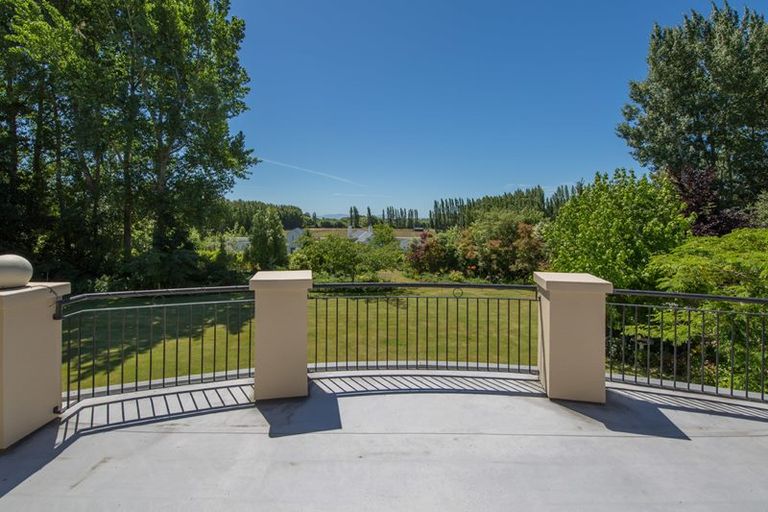 Photo of property in 8 Clearwater Avenue, Northwood, Christchurch, 8051