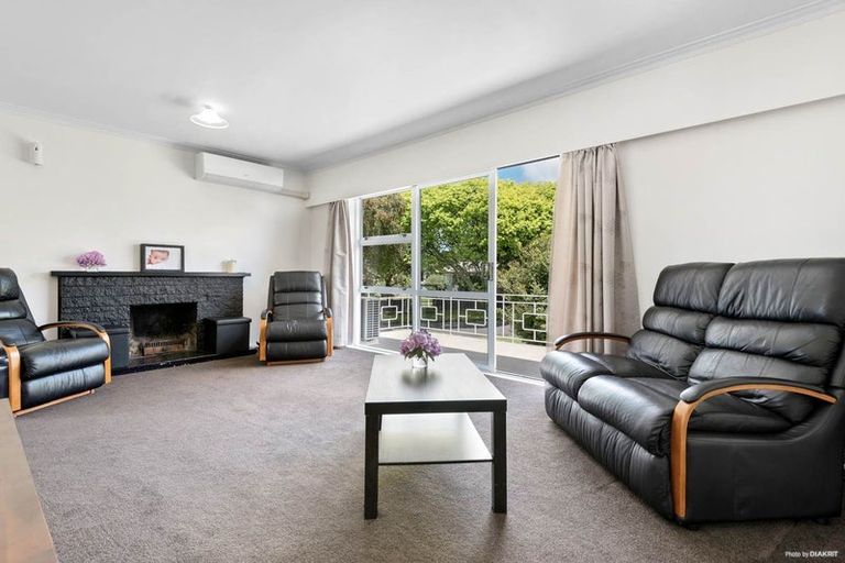 Photo of property in 25 Kayes Road, Pukekohe, 2120