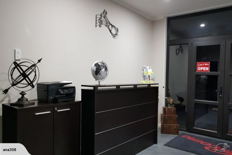 Photo of property in 71 Hokonui Drive, Gore, 9710