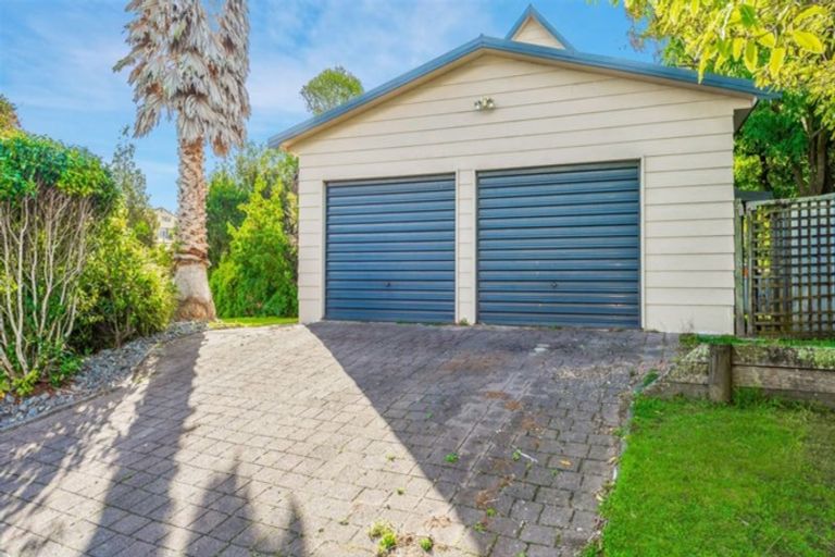 Photo of property in 122 Endeavour Avenue, Flagstaff, Hamilton, 3210