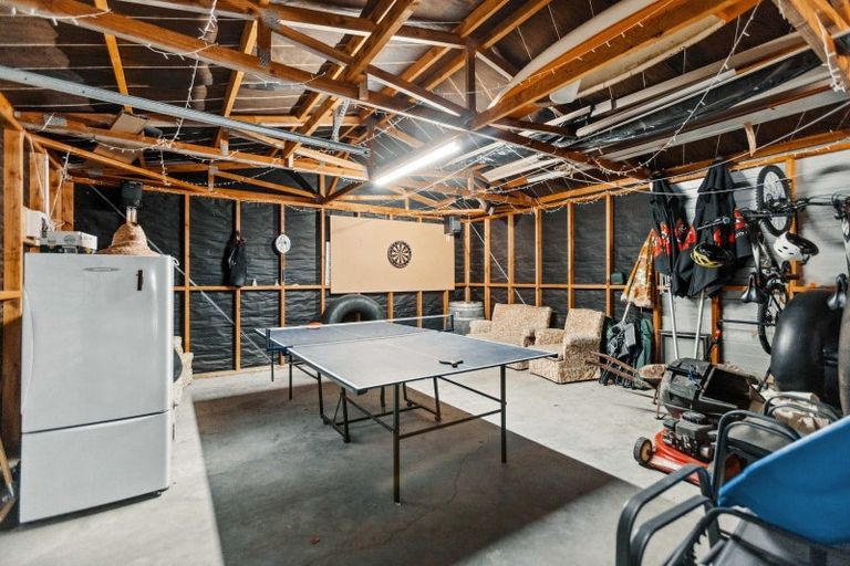 Photo of property in 22 Dunstan Street, Clyde, 9330