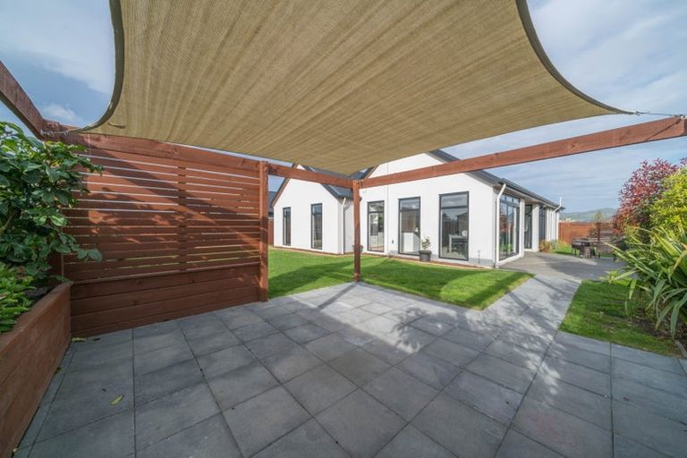 Photo of property in 21 Meyer Crescent, Halswell, Christchurch, 8025