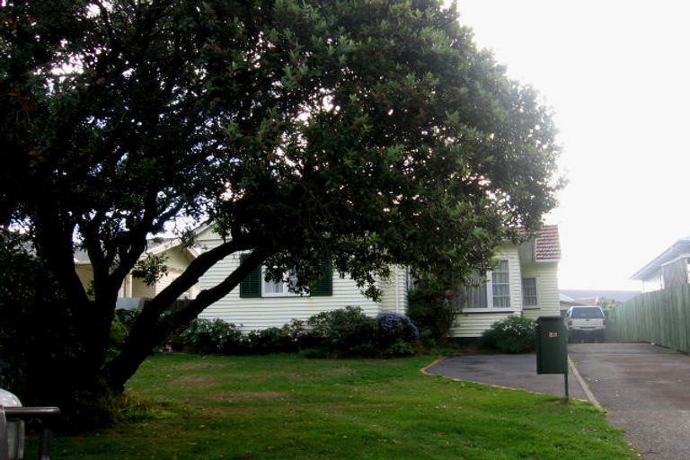 Photo of property in 23 Riverside Drive, Waiwhetu, Lower Hutt, 5010