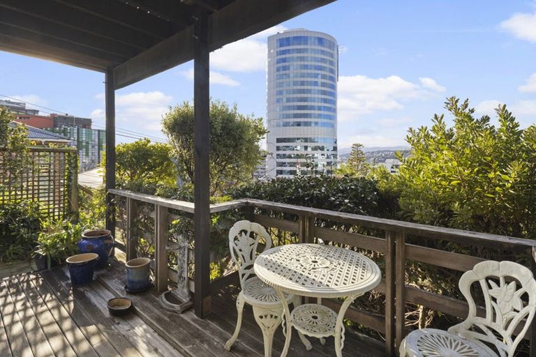 Photo of property in 5/227 The Terrace, Wellington Central, Wellington, 6011