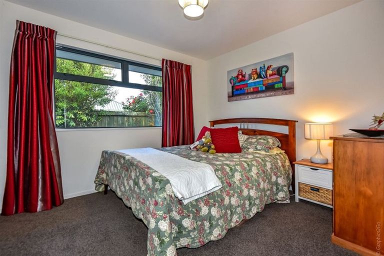 Photo of property in 54 Forest Drive, Parklands, Christchurch, 8083