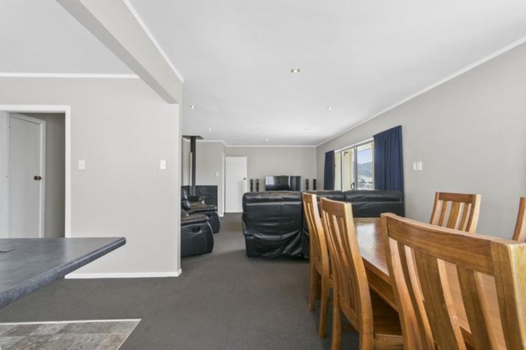 Photo of property in 48 Castlerea Street, Wainuiomata, Lower Hutt, 5014