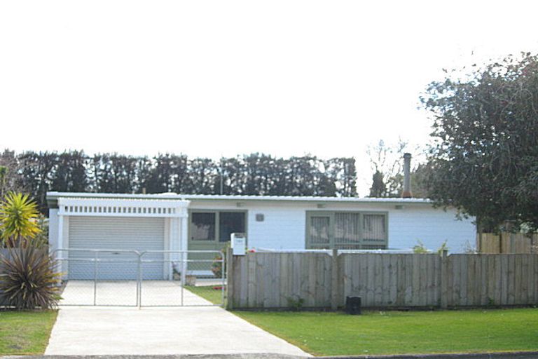 Photo of property in 130 College Road, Edgecumbe, 3120